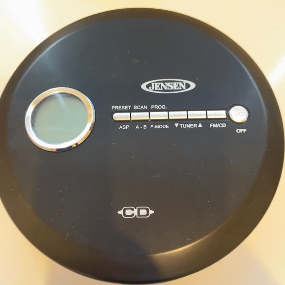 Jensen CD-60 Portable Personal CD Player CD/MP3 Player + Digital AM/FM Radio - Picture 2 of 10
